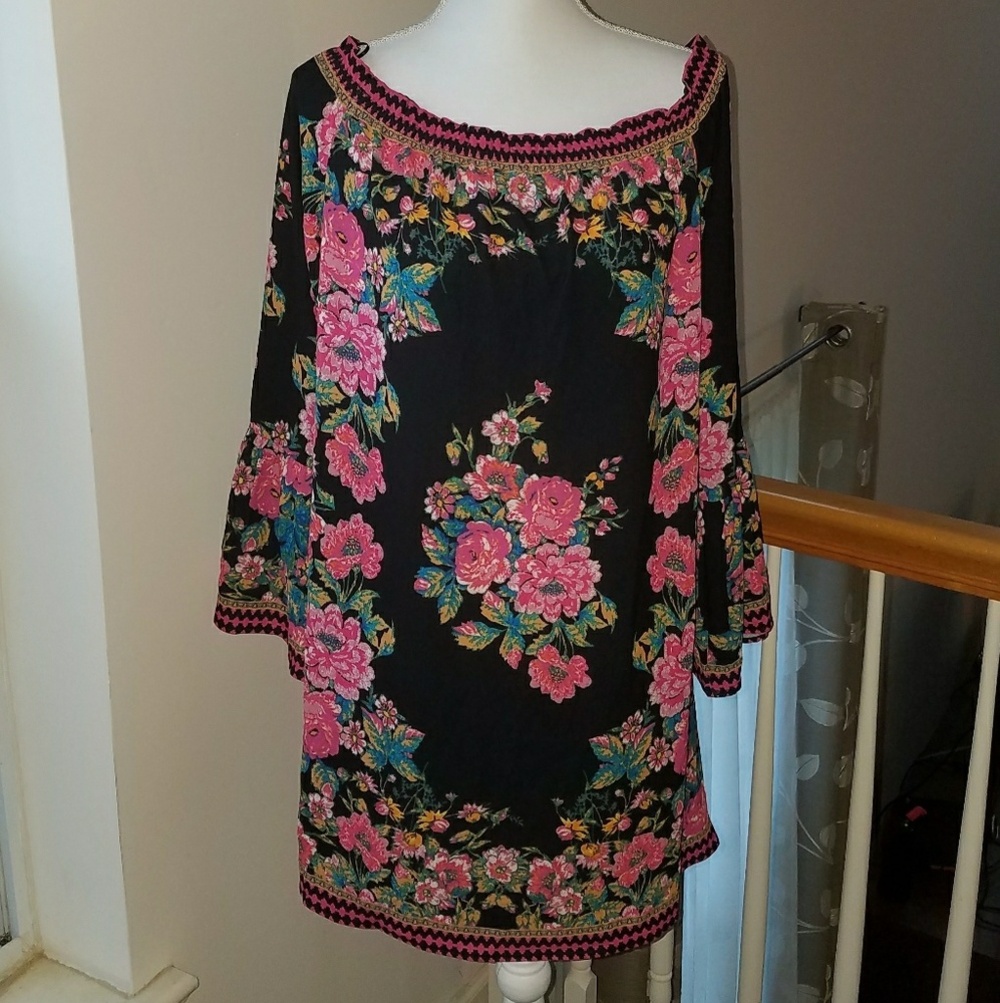 FLYING TOMATO Floral Off the Shoulder NWT …